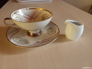 Set ceașcă, farfuriuță, latieră porțelan colecție.