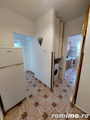 SUD zona Bulevard 3 camere dec. 2/10 liber la 68900 euro - imagine 10