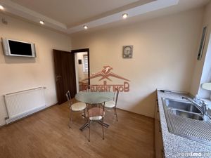 Casa individuala cu 6 camere in Sibiu zona Calea Dumbravii - imagine 2