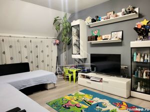 Apartament cu 3 camere, decomandat,  cu scara interioara, zona Lipovei - imagine 3