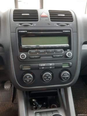 Vând Golf 5 1.9  - imagine 2 Vând Golf 5 1.9  - imagine 2