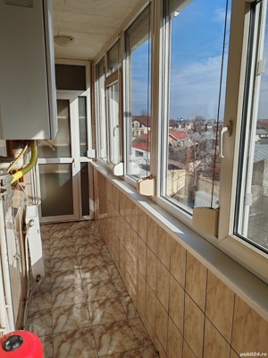 Vand apartament cu trei camere - imagine 10