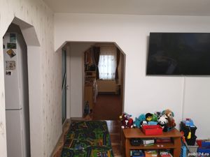 Vind apartament cu 3 camere zona doi moldoveni cu vedere la parcul sperata  - imagine 8