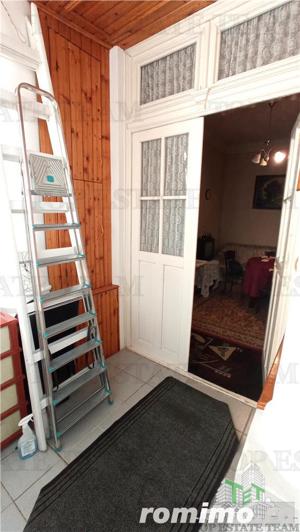 Casa de vanzare in zona Mantuleasa - imagine 9