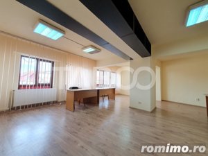 Spatiu comercial sau pentru birouri 268 mpu decomandat in Sibiu - imagine 8