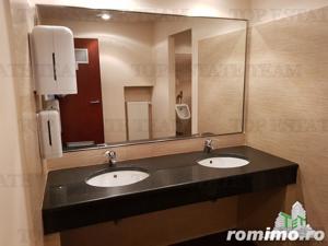 Cladire de birouri in zona zona ultracentrala a capitalei - imagine 9