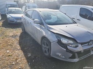Dezmembrez Ford Focus 3 euro 5 1.6 tdci an 2011 - imagine 3