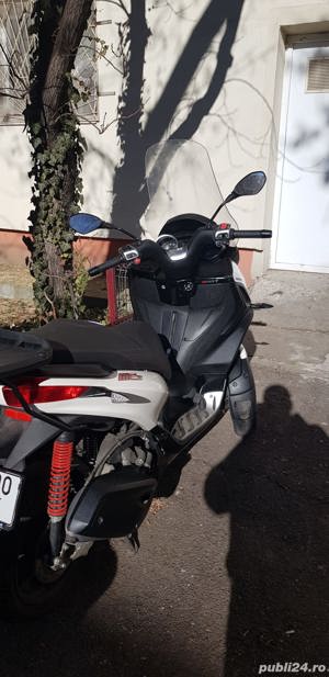 Piaggio MP3 300 HPE 2019 - imagine 2