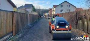 Bobcat de inchiriat , Carat , Debarasare excavator cilindru compactor de inchiriat  - imagine 3