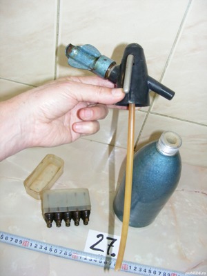 Sifon vechi cu capsule, anii 1970 (cod 27)  - imagine 9