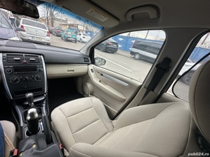 Mercedes Benz B150 - imagine 3