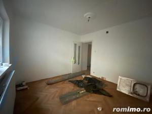 Apartament spatios, cu centrala proprie, aproape de supermarket-uri. - imagine 5