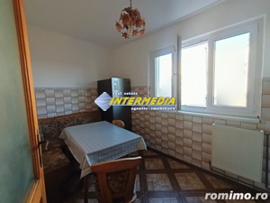 Vanzare Apartament 4 camere modificat in 3 Alba Iulia CETATE Bulevard, cu bucatarie mare mobilat si - imagine 16