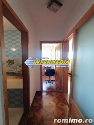 Vanzare Apartament 4 camere modificat in 3 Alba Iulia CETATE Bulevard, cu bucatarie mare mobilat si - imagine 12