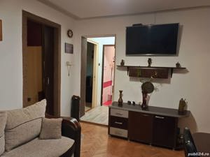  De vânzare, apartament cu 3 camere - imagine 5