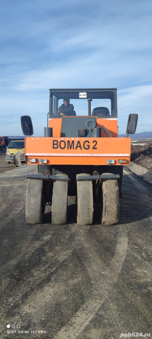 Inchiriez cilindru compactor pe pneuri - imagine 2