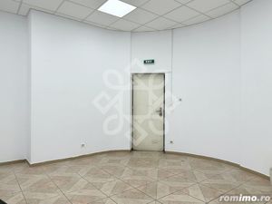 Spatiu comercial de inchiriat ultracentral in Oradea, zona pietonala - imagine 9