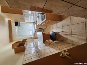 Inchiriez apartament cu 2 camere în zona Dacia 