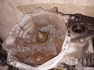 Cutie viteze logan,sandero, 5 rapoarte ,an  2017 - imagine 4