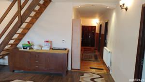 Conac cu mansardă și garaj la țară zonă liniștită cu livadă și vie 30 km distanță de Brăila - imagine 5