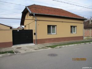 Casa renovata cu 2 corpuri si gradina in Caransebes - imagine 20