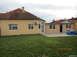 Casa cu 2 Corpuri +Curte+Gradina In Caransebes(C-sebesul nou) - imagine 2