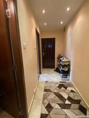 Apartament 2 camere decomandat, centrală termică, etaj intermediar - zona CUG  - imagine 5