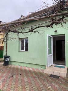 Casa Fratelia-Șagului, parter, suprafața utilă 100 mp,  teren 300 mp, chirie 750 euro negociabil - imagine 2