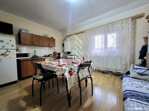 Apartament cu 3 camere, open-space, centrala proprie, zona Lipovei