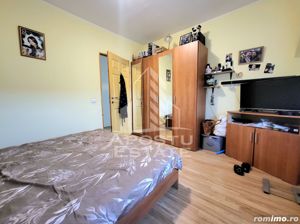 Apartament cu 3 camere, open-space, centrala proprie, zona Lipovei - imagine 2