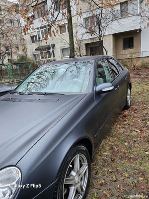 Mercedes E200 CDI - imagine 2 Mercedes E200 CDI - imagine 2