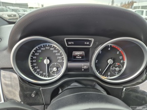 = MERCEDES ML350 AMG Aut. 4x4 3.0 T.Diesel Piele Navi Led 2015 Inmat. = 30.990 e. = - imagine 18