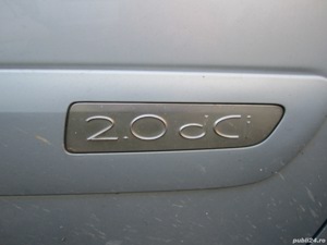 dezmembrez RENAULT ESPACE  an 2007  motor 2.0 diesel M9R  - imagine 8