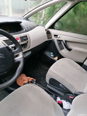 Vand Citroen C4 Grand Picasso inmatriculat si functional, motor 1,6 hdi, an 2008 - imagine 3