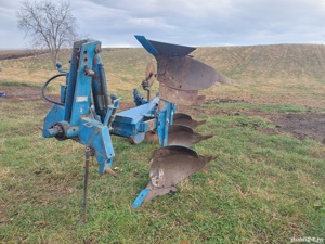 Vând plug rabewerk 3 trupite  - imagine 3