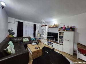 Apartament decomandat cu 3 camere, centrala proprie,  zona Lipovei - imagine 2