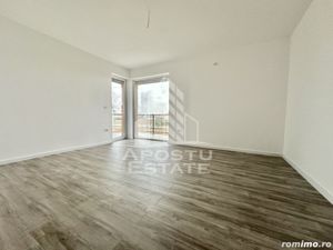 Apartament cu 2 camere, decomandat, bucatarie inchisa, terasa 13 mp - imagine 2