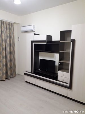 Garsoniera de inchiriat in zona metroului Basarab - imagine 2