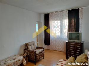 Garsoniera de vanzare zona Micalaca
