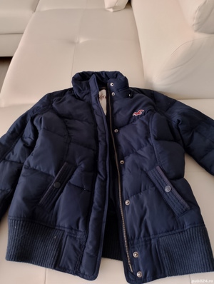 Vând haina Dama mărimea M, produs de calitate.