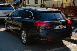 . Vând Opel Insignia sport TOURER 2010 - imagine 6