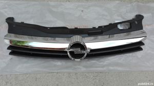 Grila radiator Astra H 300 lei  - imagine 2