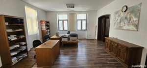 Spatiu comercial  cladire de inchiriat, zona centrala - imagine 5