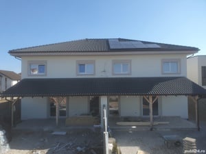 Vând duplex cu 4 camere și 3 bai în Giroc cu pompă de căldură si panouri Fotovoltaice  - imagine 4