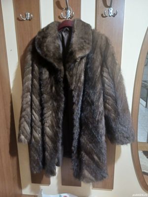 Vând haina blana de nurca - imagine 2