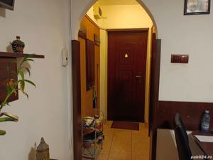  De vânzare, apartament cu 3 camere - imagine 9