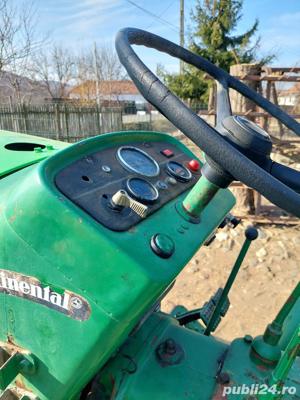 vand tractor jhon deere  - imagine 9 vand tractor jhon deere  - imagine 9