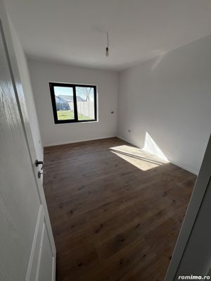 Bucovăț - Duplex Modern în Zonă Rezidențială Nouă - imagine 6