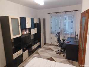 Vând apartament la casă în zona ultracentrală - imagine 9