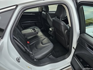 Ford Mondeo - imagine 8